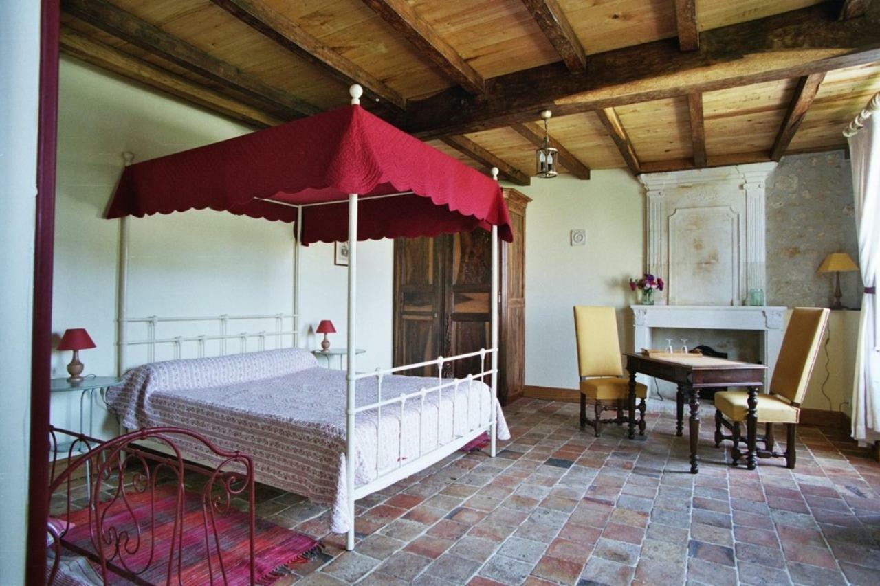 Domaine Les Galards Bed & Breakfast Le Garde Exterior photo